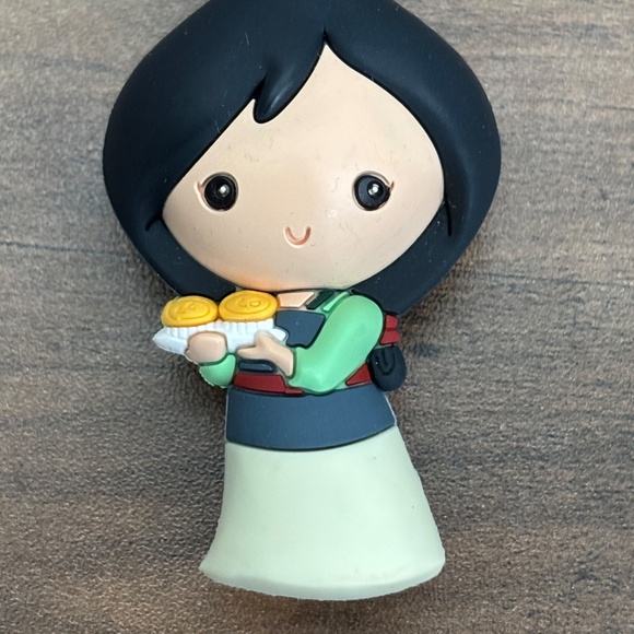 DISNEY Princess MULAN 3D Figural BAG CLIP Backpack Series 44 Egg Tarts Blind Bag - Picture 2 of 7
